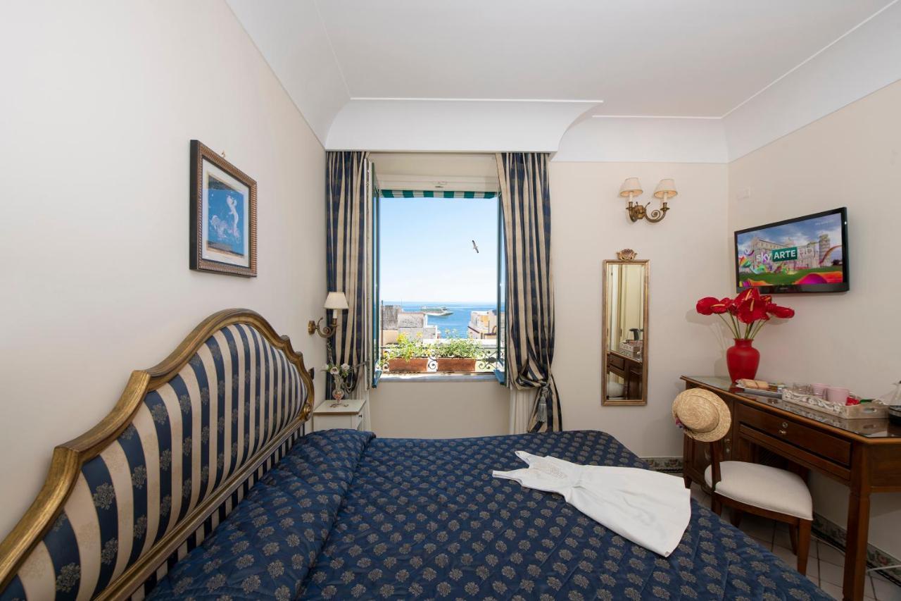 Amalfi Old Square Room & Apartments Eksteriør billede
