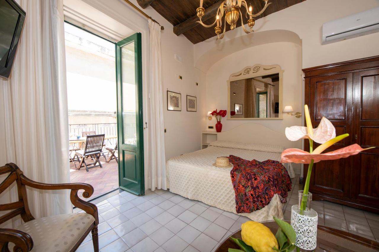 Amalfi Old Square Room & Apartments Eksteriør billede