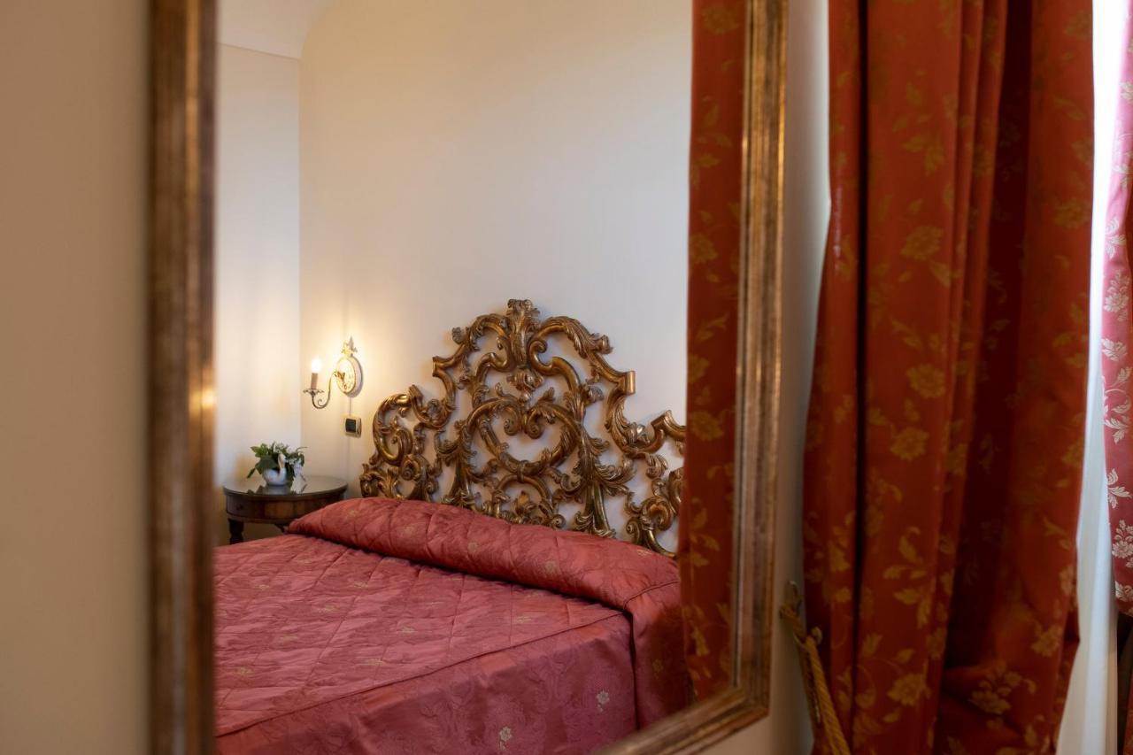 Amalfi Old Square Room & Apartments Eksteriør billede